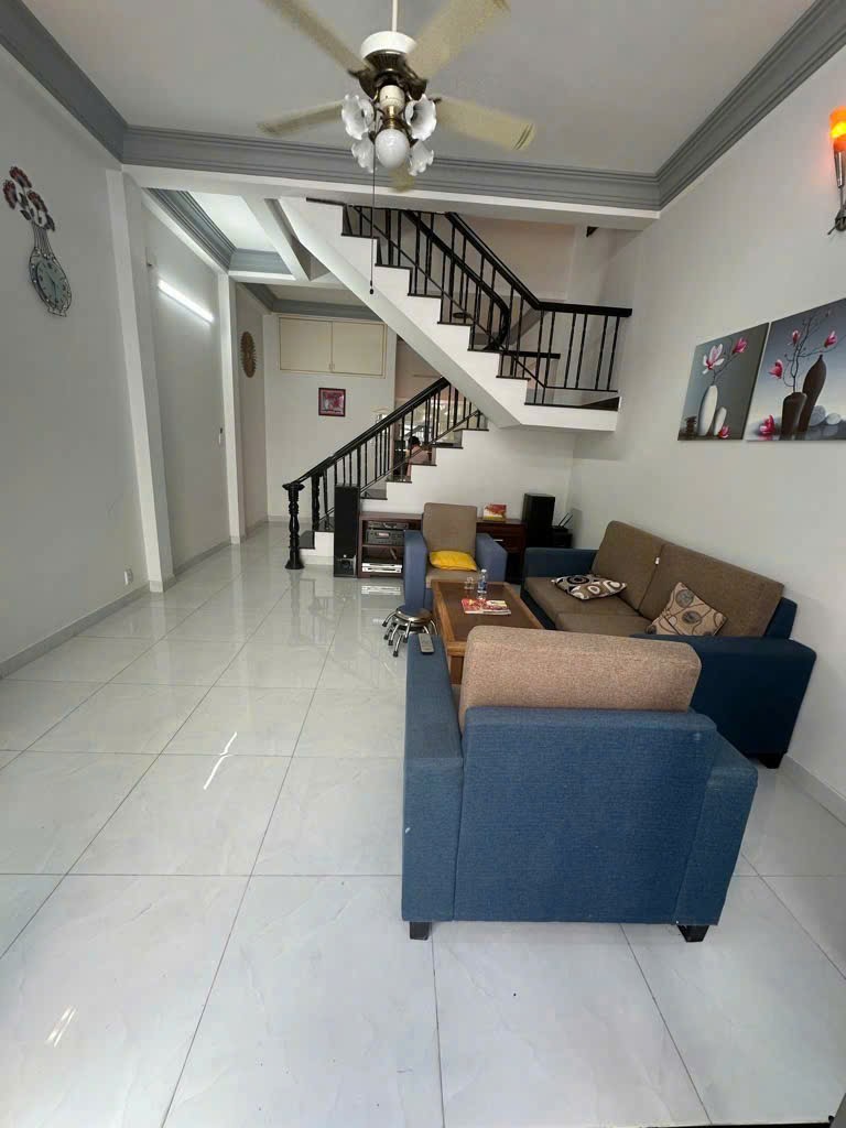BÁN NHÀ MẶT TIỀN 50M2 3 TẦNG NGANG 4,5M KD ĐỈNH NGUYỄN VĂN CÔNG 5.7 TỶ. - Ảnh 3